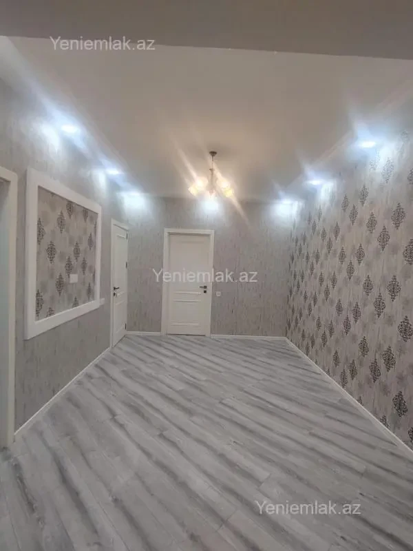 Satılır 2 otaqlı köhnə tikili 55 m²