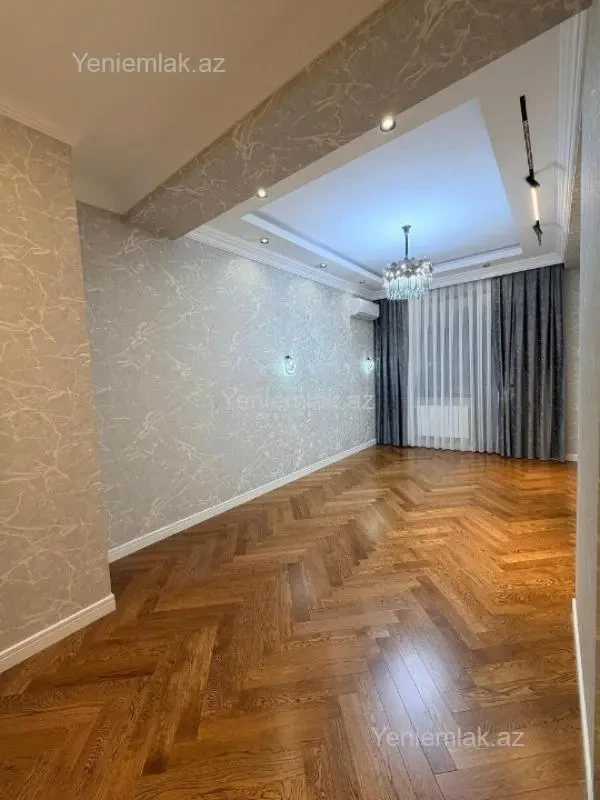 Satılır 4 otaqlı yeni tikili 181 m²