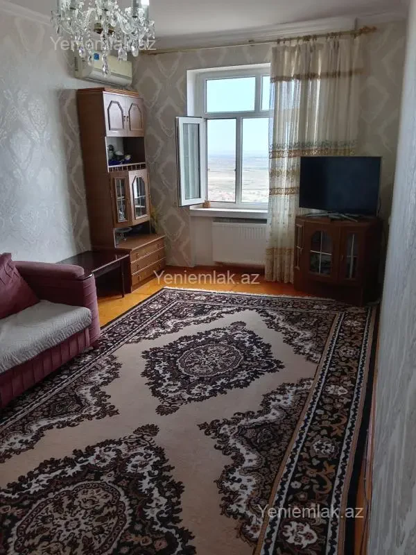 Satılır 2 otaqlı köhnə tikili 60 m²