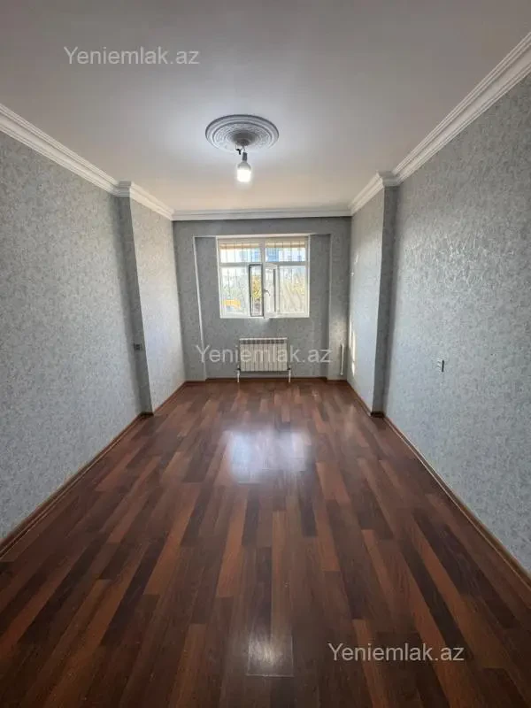 Satılır 2 otaqlı köhnə tikili 65 m²