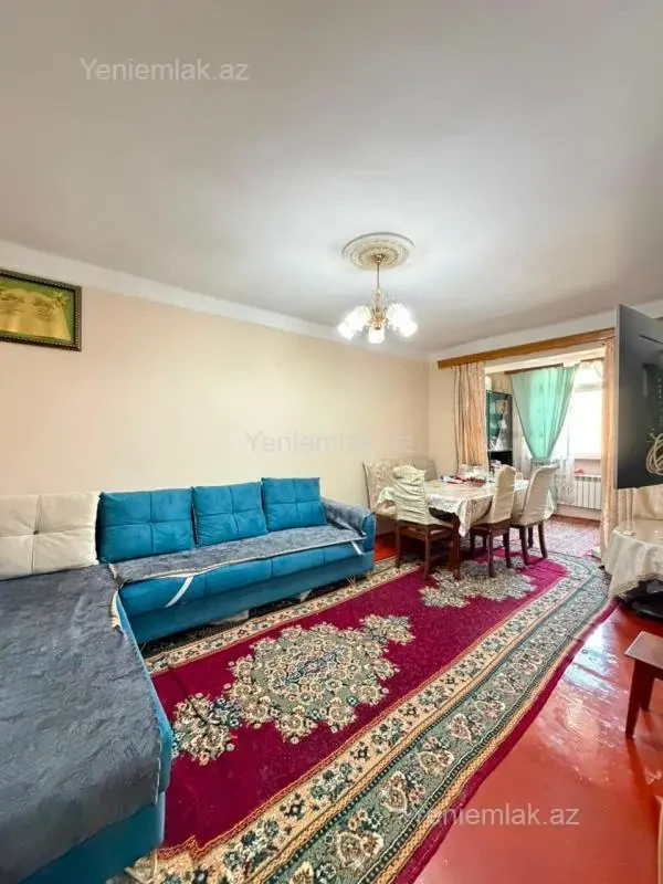 Satılır 3 otaqlı köhnə tikili 60 m²