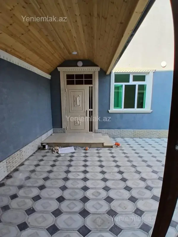 Satılır 4 otaqlı həyət evi 160 m²