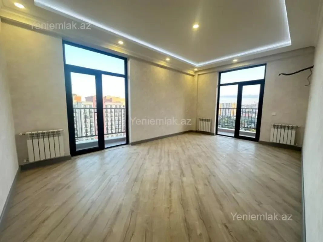 Satılır 3 otaqlı yeni tikili 107 m²