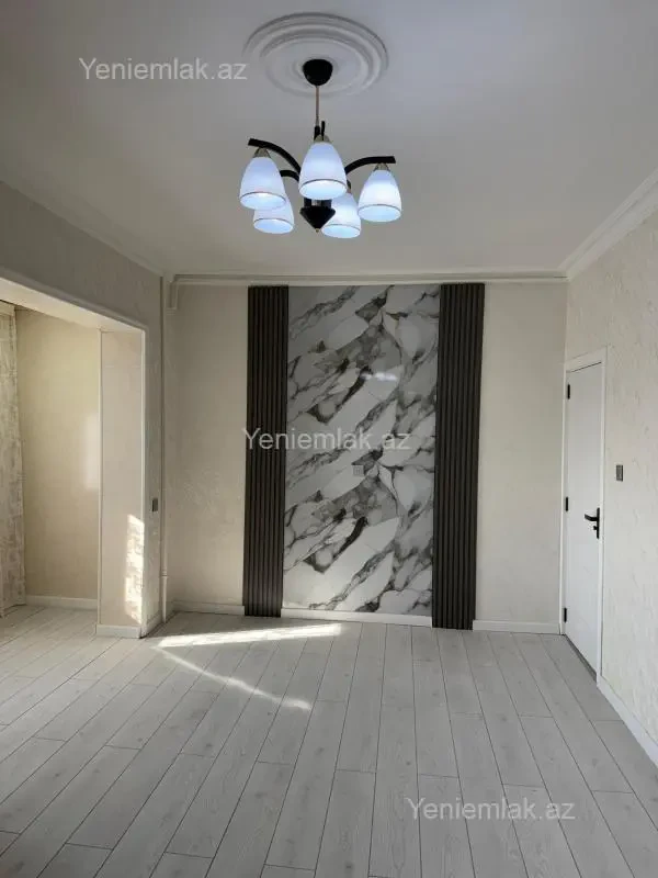 Satılır 2 otaqlı köhnə tikili 45 m²