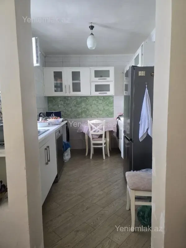 Satılır 4 otaqlı həyət evi 100 m²