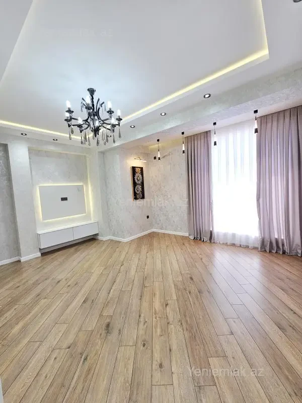 Satılır 3 otaqlı yeni tikili 79 m²