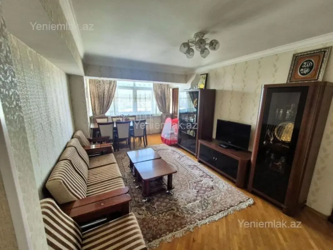 Satılır 2 otaqlı yeni tikili 75 m²