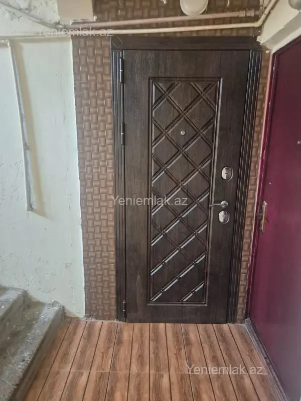 Satılır 2 otaqlı köhnə tikili 42 m²