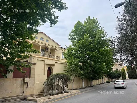 Satılır 9 otaqlı həyət evi 650 m² — Bakı, Binəqədi 9 otaq 650.00 m²