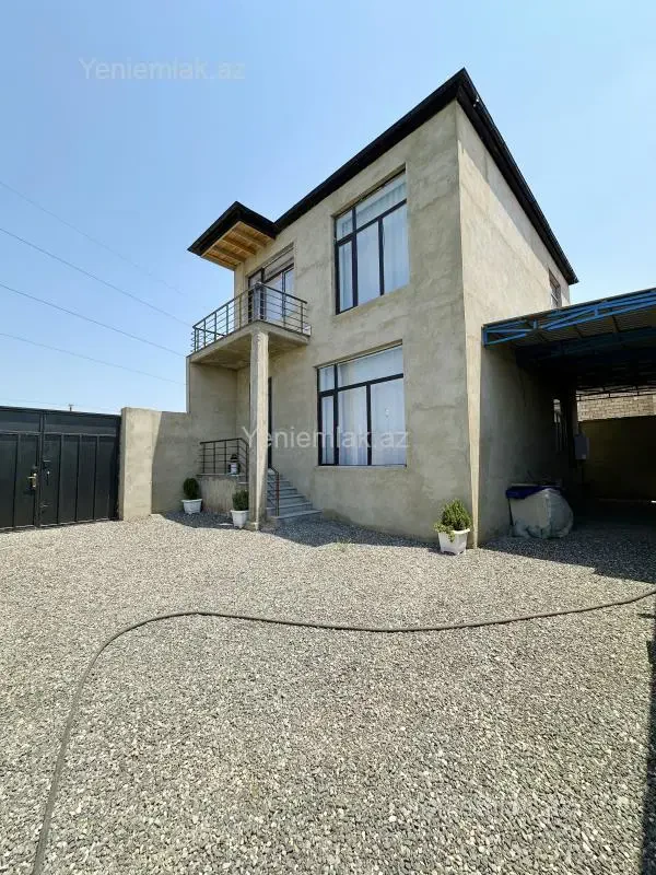Satılır 4 otaqlı həyət evi 130 m²