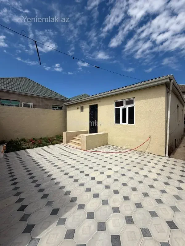 Satılır 4 otaqlı həyət evi 110 m²