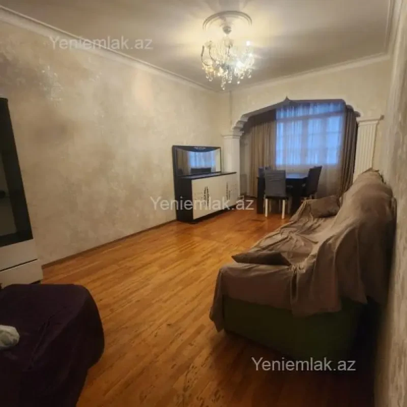 Satılır 3 otaqlı köhnə tikili 78 m²