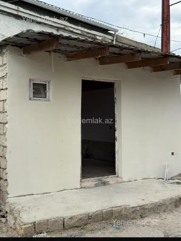 Satılır 2 otaqlı həyət evi 50 m²