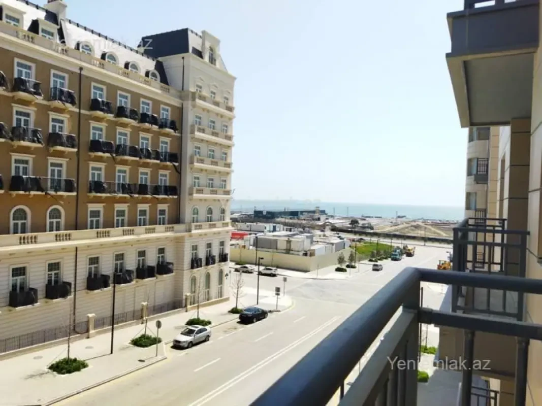 Satılır 3 otaqlı yeni tikili 140 m²