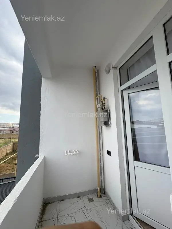 Satılır 2 otaqlı yeni tikili 61 m²