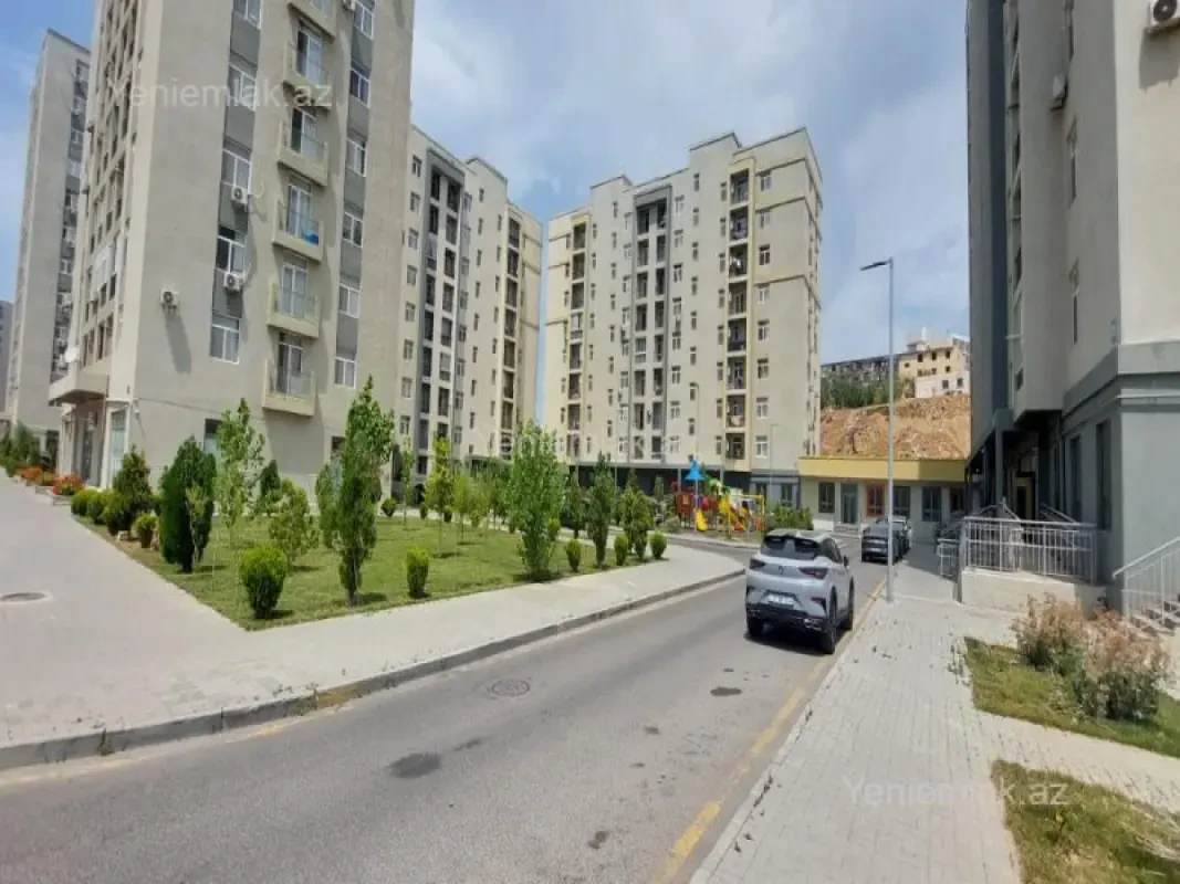 Satılır 2 otaqlı yeni tikili 70 m²