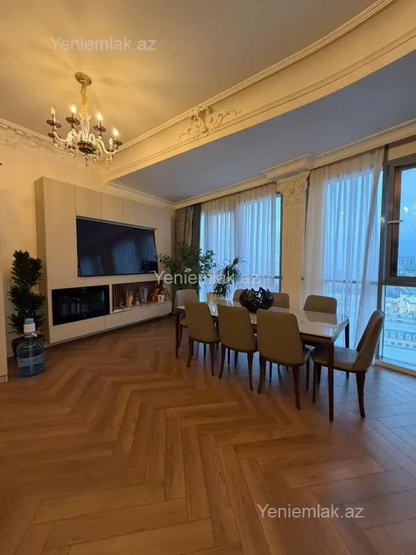 Satılır 3 otaqlı yeni tikili 165 m²