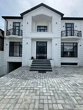 Satılır 5 otaqlı həyət evi 450 m² — Bakı, Səbail 5 otaq 450.00 m²