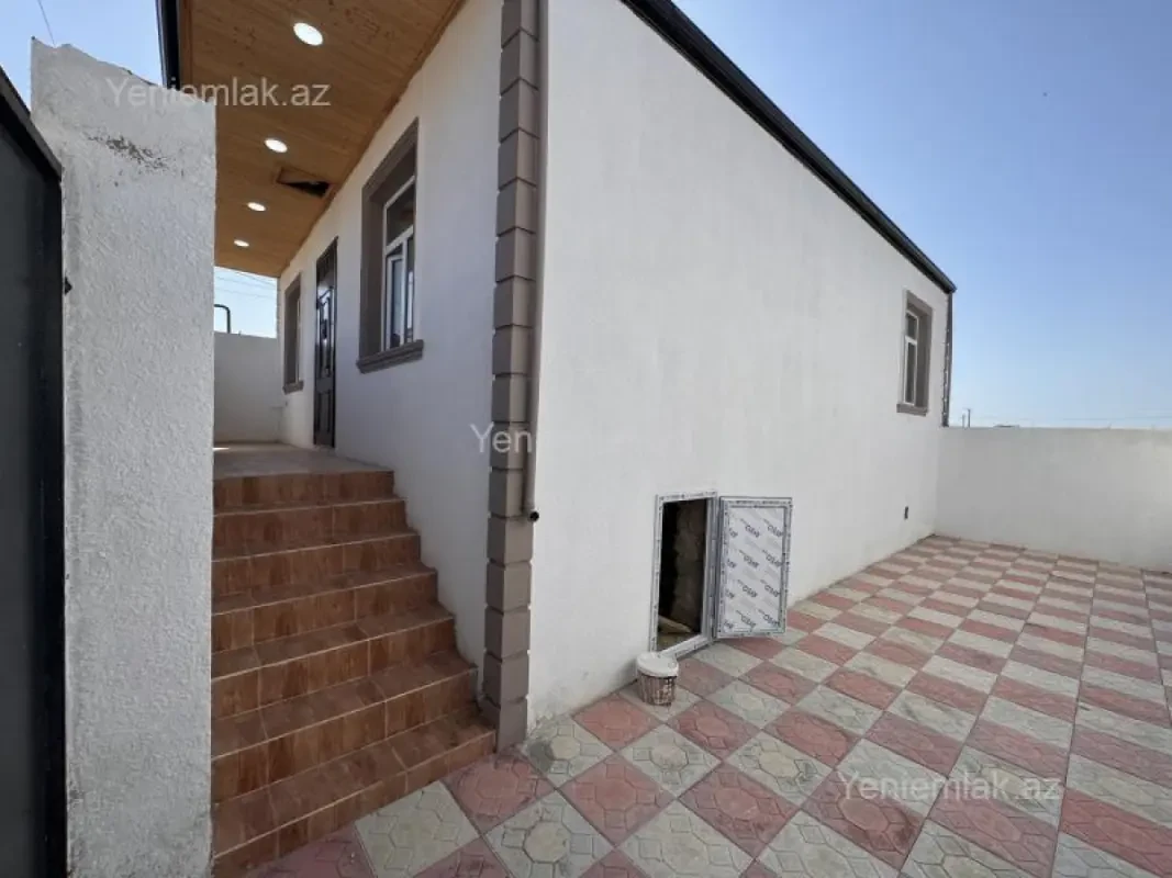 Satılır 3 otaqlı həyət evi 80 m²