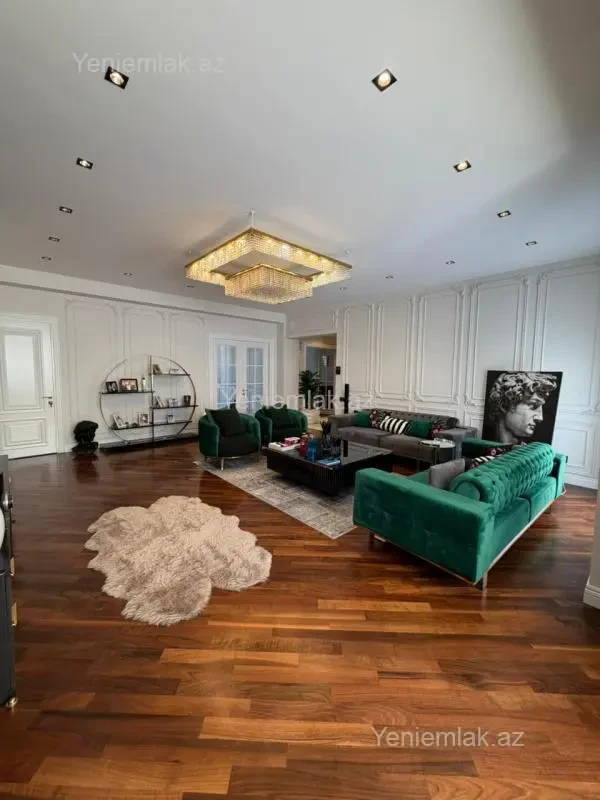 Satılır 5 otaqlı yeni tikili 225 m²