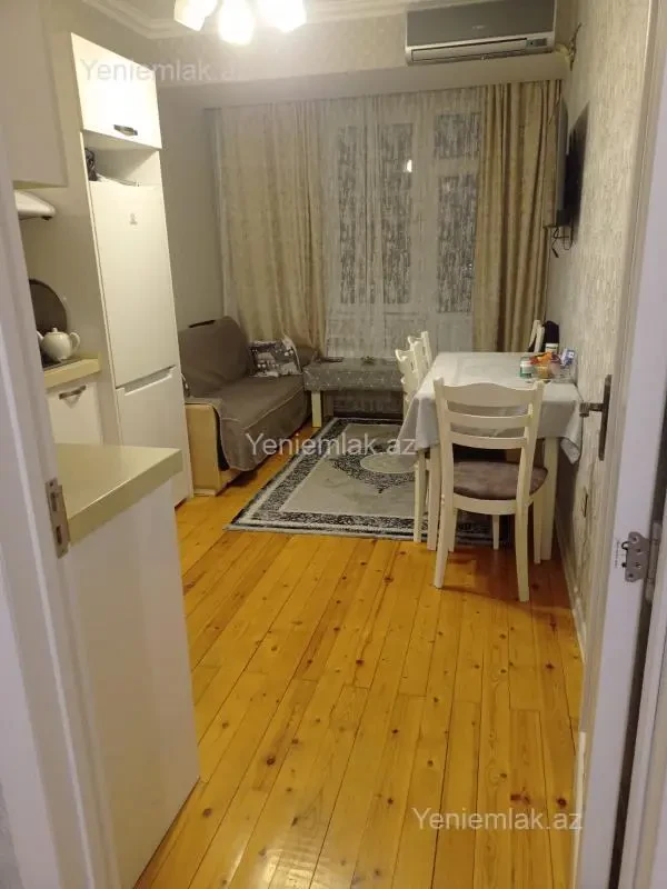Satılır 2 otaqlı yeni tikili 50 m²