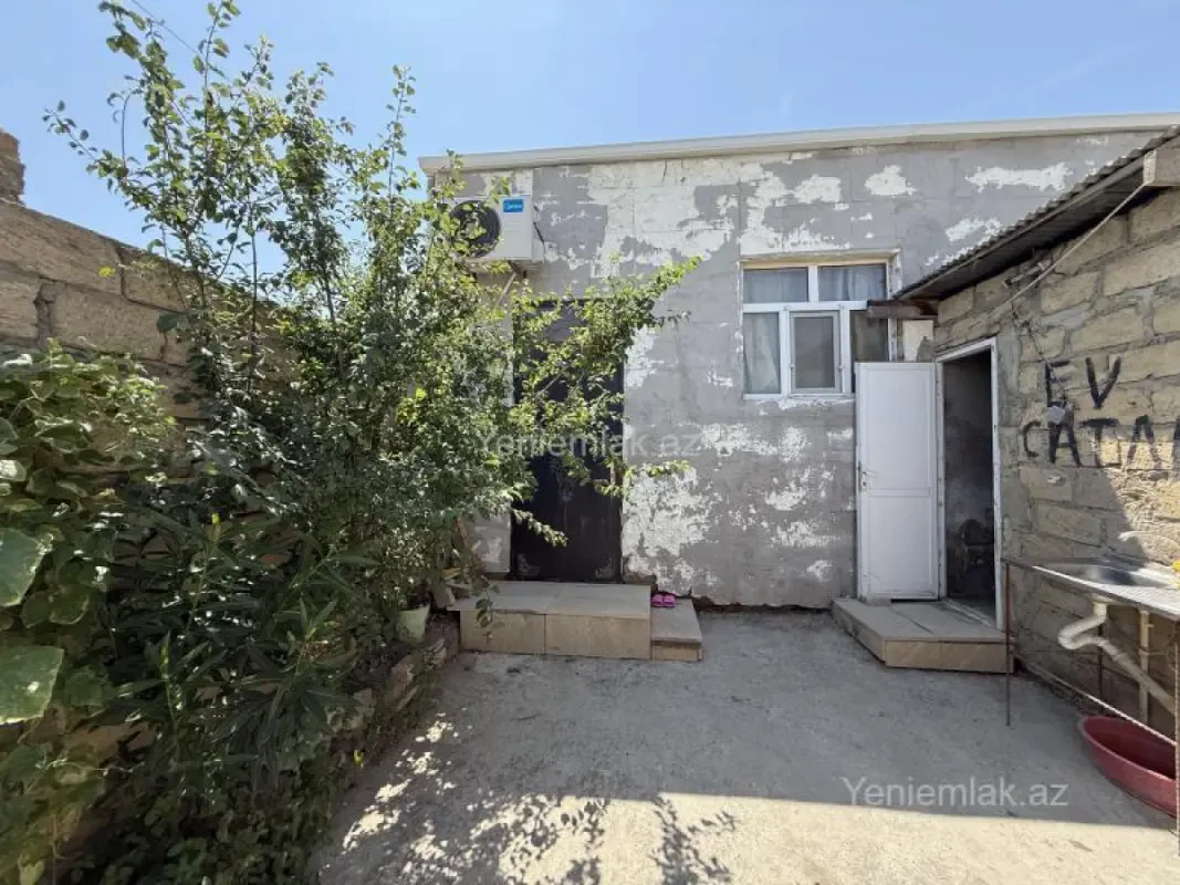 Satılır 3 otaqlı həyət evi 70 m²