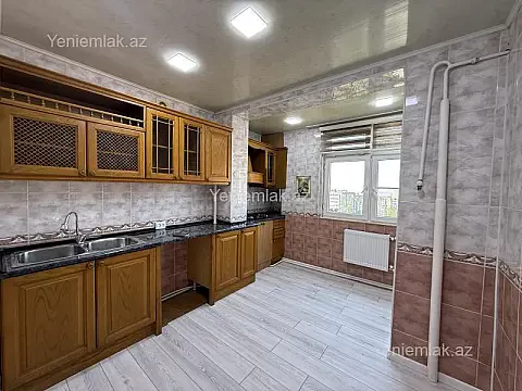 Satılır 3 otaqlı köhnə tikili 72 m² — Bakı, Xətai 3 otaq 72.00 m²