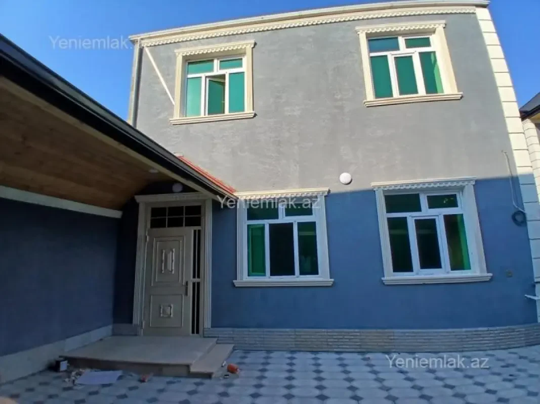 Satılır 4 otaqlı həyət evi 160 m²