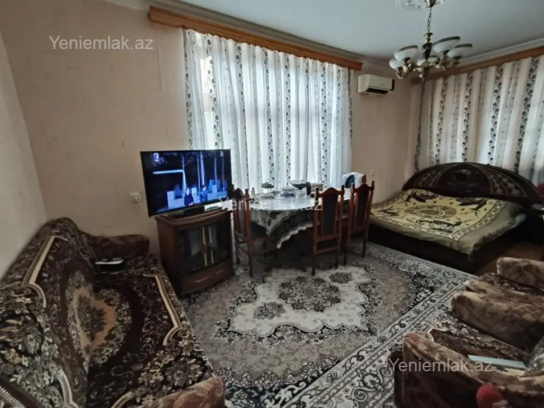 Satılır 1 otaqlı köhnə tikili 35 m²