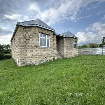 Satılır 4 otaqlı həyət evi 144 m² — Qəbələ 4 otaq 144.00 m²