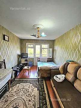 Satılır 1 otaqlı köhnə tikili 33 m² — Sumqayıt, 4-cü mikrorayon 1 otaq 33.00 m²