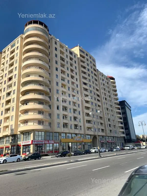 Satılır 3 otaqlı yeni tikili 140 m²