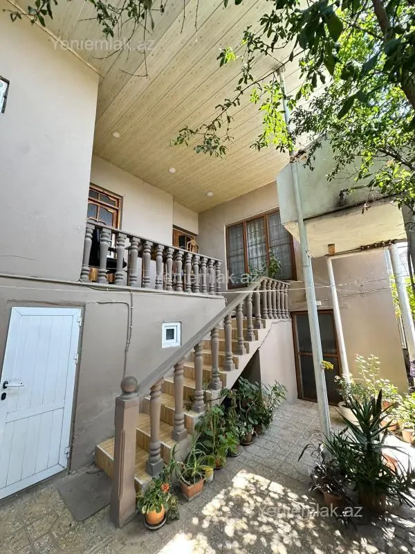 Satılır 5 otaqlı həyət evi 125 m²
