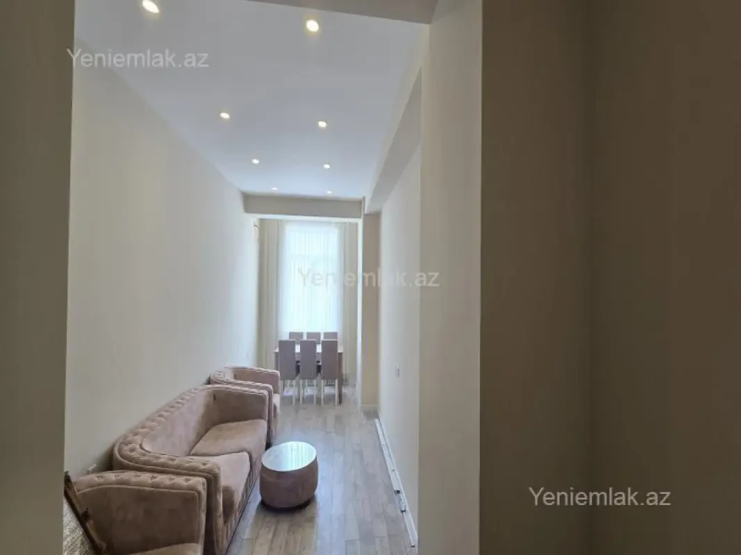 Satılır 2 otaqlı yeni tikili 60 m²