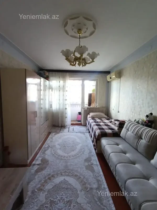 Satılır 1 otaqlı köhnə tikili 33 m²