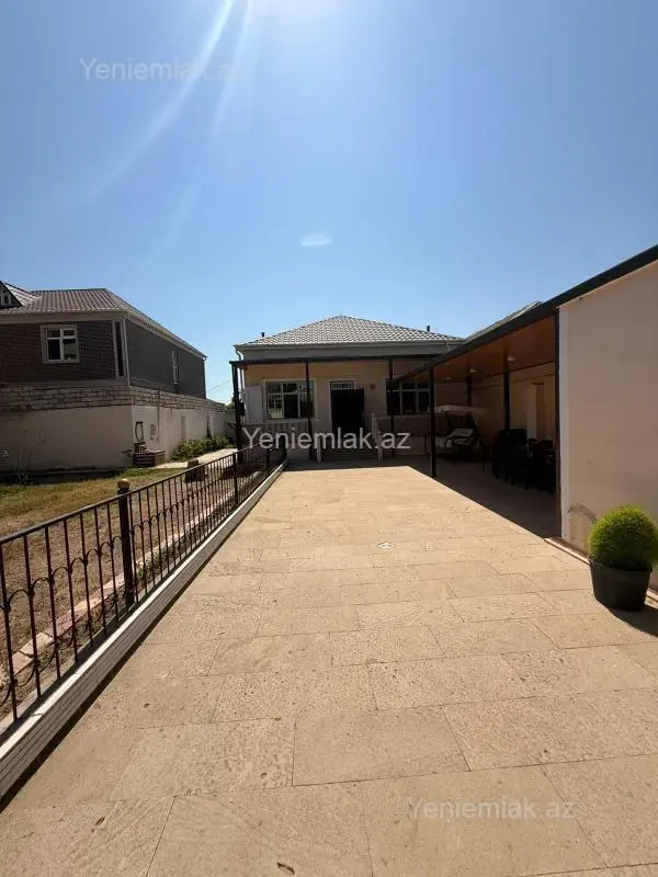 Satılır 4 otaqlı həyət evi 120 m²