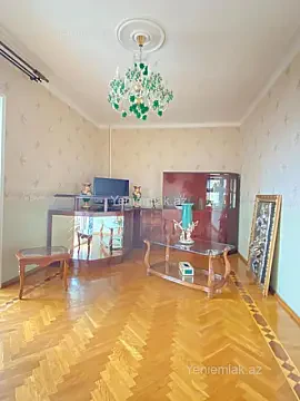 Satılır 3 otaqlı köhnə tikili 70 m² — Bakı, Nərimanov 3 otaq 70.00 m²