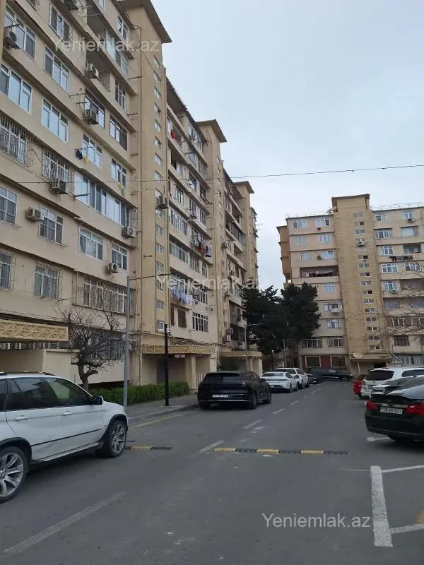 Satılır 3 otaqlı köhnə tikili 76 m²
