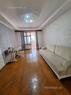Satılır 3 otaqlı köhnə tikili 72 m² — Bakı, Nizami 3 otaq 72.00 m²