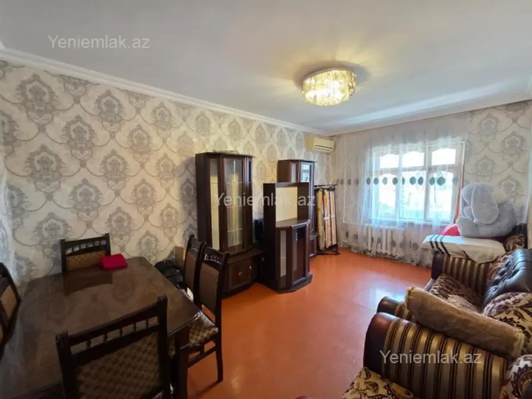 Satılır 3 otaqlı köhnə tikili 80 m²