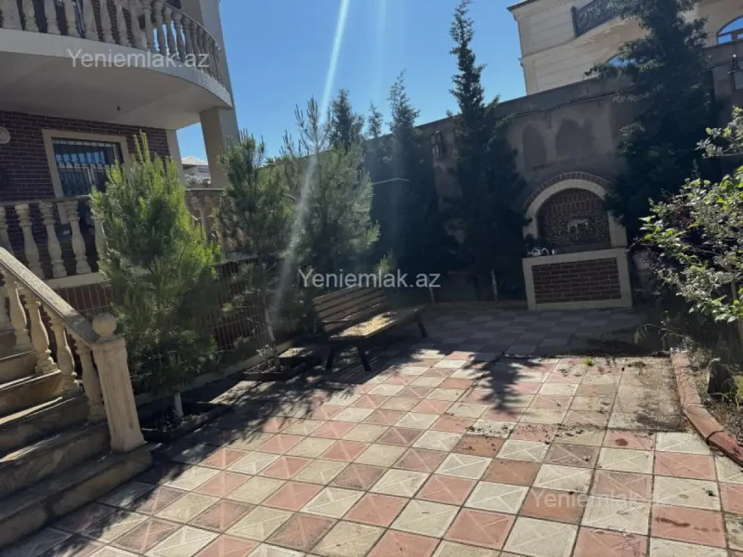 Satılır 6 otaqlı həyət evi 165 m²