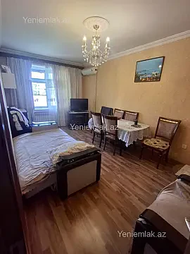 Satılır 3 otaqlı köhnə tikili 76 m² — Bakı, Xətai 3 otaq 76.00 m²