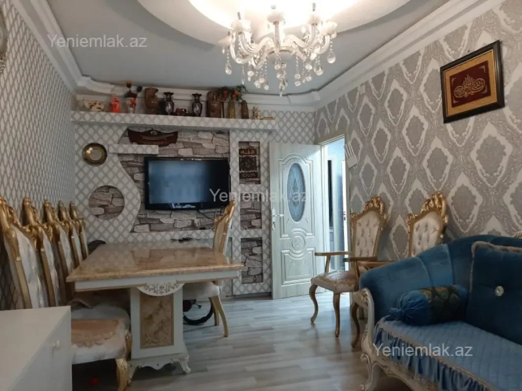 Satılır 2 otaqlı köhnə tikili 60 m²