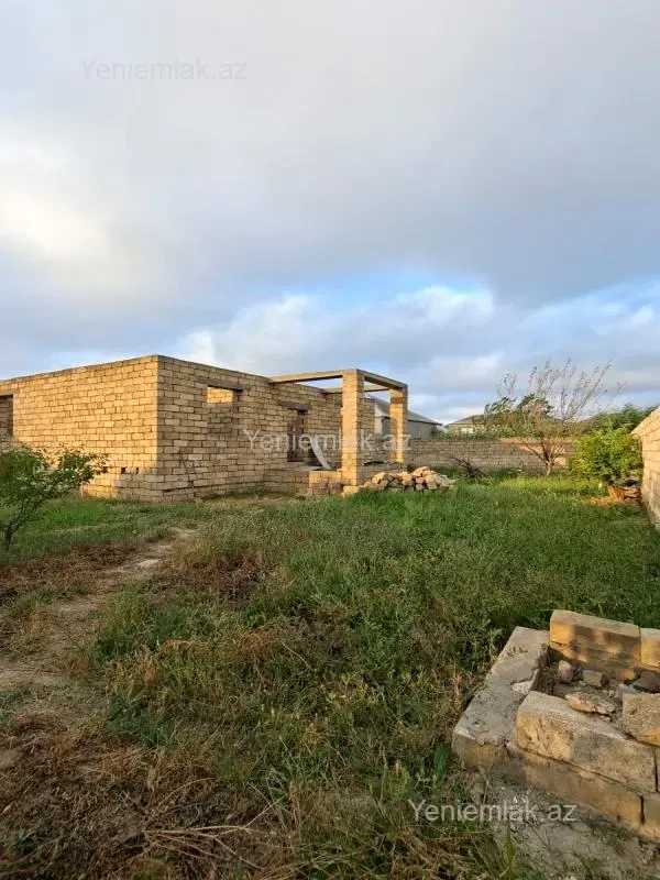 Satılır 3 otaqlı həyət evi 90 m²
