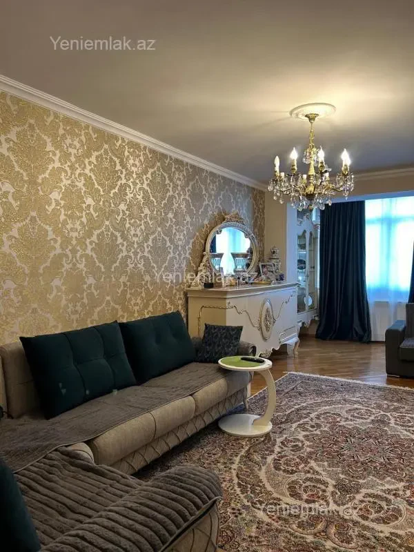 Satılır 2 otaqlı köhnə tikili 52 m²