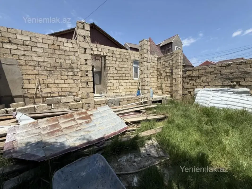 Satılır 3 otaqlı həyət evi 80 m²