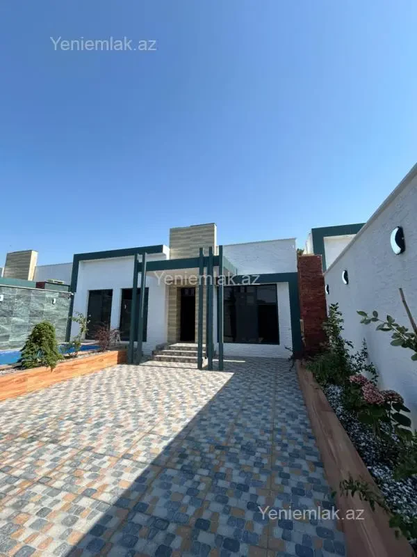 Satılır 4 otaqlı həyət evi 130 m²