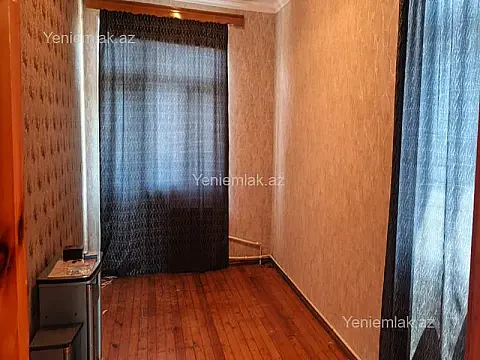 Satılır 2 otaqlı köhnə tikili 42 m² — Bakı 2 otaq 42.00 m²
