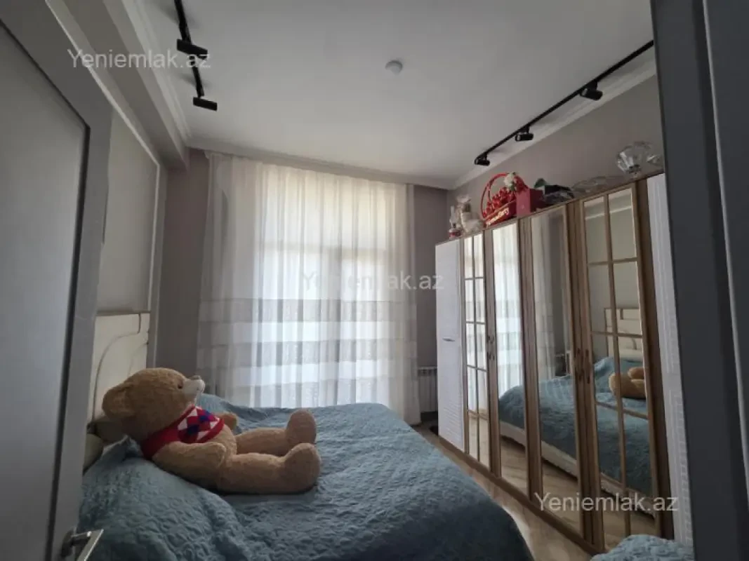 Satılır 2 otaqlı yeni tikili 61 m²
