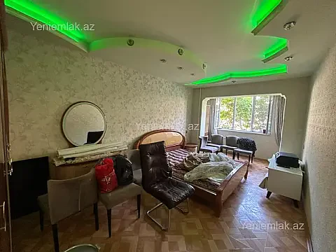 Satılır 4 otaqlı köhnə tikili 110 m² — Bakı, Xətai 4 otaq 110.00 m²